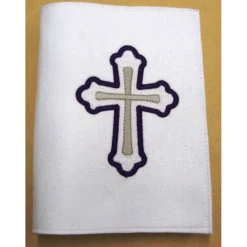 Gotteslobhülle handgefertigt Filz 3mm weiss Kreuz lila grau personalisierbar Name und Datum bestickt