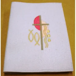 Gotteslobhülle handgefertigt aus Filz 3mm weiß, bestickt, personalisierbar mit Name & Datum