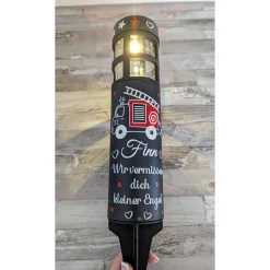 Grabschmuck Solarleuchte personalisiert mit süßen Feuerwehrauto Motiv, grableuchte solar sternenkind