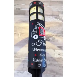 Grabschmuck Solarleuchte personalisiert mit süßen Krankenwagen Motiv, grableuchte solar sternenkind