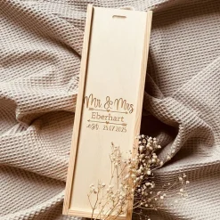 Gravierte Weinbox – Personalisiertes Geschenk für Hochzeiten, Jubiläen und andere Feierlichkeiten