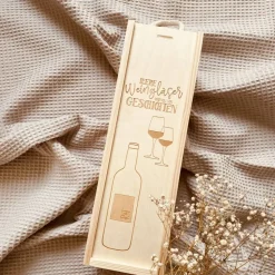 Gravierte Weinbox – Personalisiertes Geschenk für Hochzeiten, Jubiläen und andere Feierlichkeiten