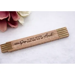 Gravierter Meterstab mit lustigem Spruch oder Wunschtext – personalisierter Zollstock