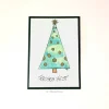Grüne Weihnachtskarte mit handgezeichnetem grünen Weihnachtsbaum mit goldenen Kugeln, Aquarell – Doppelkarte A6