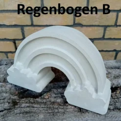 Großer Regenbogen aus Beton für Grabschmuck oder Gedenkecke, 2. Wahl