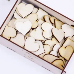 Gästebuch Hochzeit Rahmen personalisiert mit Namen & Datum, 100 gravierte Holzherzen, 35x45 cm, inkl. Holzkiste