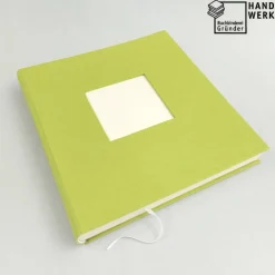Gästebuch, kiwi hellgrün, personalisierbar, ca. 24 x 24 cm, Büttenpapier