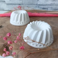 Gugelhupf Kerzenhalter aus Raysin – Handgemachter Kerzenständer für stilvolle Deko