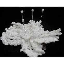 Haarschmuck für Hochzeit, Braut oder Blumenkind,  Häkelblumen