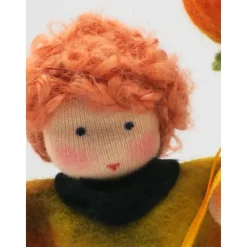 Halloween Junge mit Kürbis - Jahreszeitentisch - Blumenkinder - Herbst - Waldorf - Art.Nr. HE4