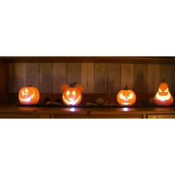 Halloween Kürbis Laterne mit Gesicht