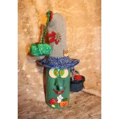 Halloweendeko HEXE– Handgemachte Hexe aus einer Sektflasche, witziges Upcyclingobjekt für Deine Halloweenparty