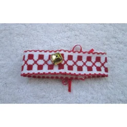 Halsband für Osterlamm Aidastoff bestickt, Kreuzstich rot weiß