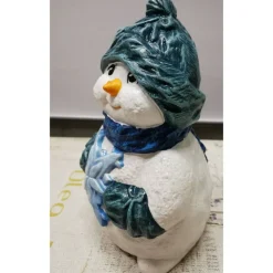 Handbemalter Schneemann aus Keramik – wetterfest & liebevoll gestaltet