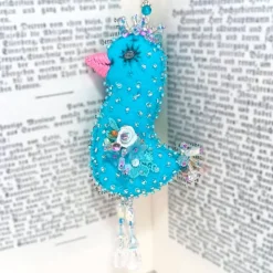 Handbesticktes Vogel Ornament türkis rosa – Unikat Osterdeko Shabby Chic Landhausstil