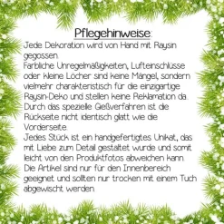 Handgearbeitetes Geschenkset mit 3 naturweißen Sternen, einem Kerzenständer, einer Kerze und Holztablett