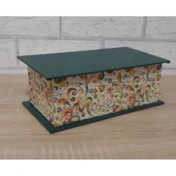 Handgefertigte Geschenkverpackung aus Pappe, Papier und Buchleinen - grün-bunt