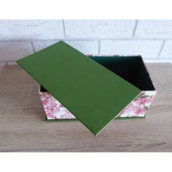 Handgefertigte Geschenkverpackung aus Pappe, Papier und Buchleinen - Kirschblüten