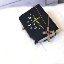 Handgefertigte Gotteslobhüllen – ein besonderes Geschenk zur Erstkommunion