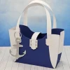 Handgefertigte maritime Geschenkbox „Tasche mit Anker“ – blau-weiß aus 300 g/m² Fotokarton, Unikat mit Klettverschluss