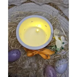 Handgefertigte Osterdose aus Raysin mit Hasenfigur, warmem Licht & Unikat-Charakter – Osterdeko & Geschenk