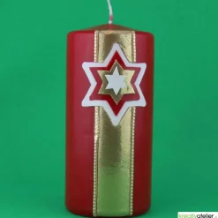 Handgefertigte Rote Adventskerze mit Goldenem Sternenbanner, Personalisierbare Weihnachtskerze