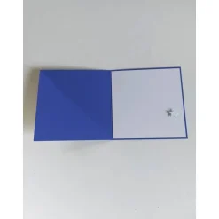 Handgefertigte Weihnachtskarte Winterwald weiß/blau – quadratisch & eindrucksvoll