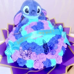 Handgefertigter Ewiger Rosenstrauß mit 101 Rosen & Stitch – personalisierbar – Einzigartiges Geschenk