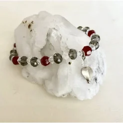 Handgefertigtes Dirndl-Armband aus Kristallperlen