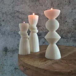 Handgegossene Sojawachs-Kerzen ohne Duftstoffe – Minimalistische Eleganz für nachhaltige Wohnkultur