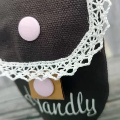 Handgel- / Desinfektionsmittel-Tasche | HANDLY – Handmade mit Plott & Spitze