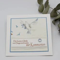 Handgemachte Kommunionkarte Taube – Blau Weiß – Edle Glückwunschkarte zur Erstkommunion