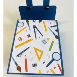 Handgemachte Schultasche aus Karton – Geschenkverpackung zur Einschulung (9 x 12 x 5 cm)