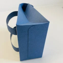 Handgemachte Schultasche aus Karton – Geschenkverpackung zur Einschulung (9 x 12 x 5 cm)