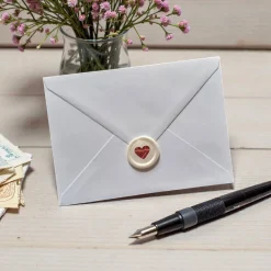 Handgemachte selbstklebende Wachssiegel mit Herz, goldene Flocken & Glitzer – 10er Set, Unikat, 3cm