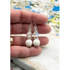 Handgemachte weiße Glas Ohrhänger – Brautschmuck, Hochzeit, Unikat & Geschenkidee