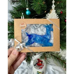 Handgemachte Weihnachtsdeko Resin Rentier – Epoxidharz Anhänger Blau Unikat Geschenk