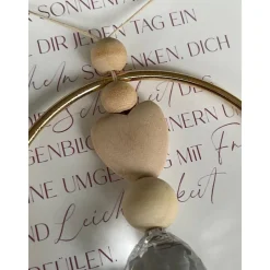 Handgemachter Sonnenfänger – kleines florales Geschenk für Freude, Trost und besondere Momente (inkl. Karte, DIN A6)