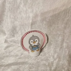 Handgemachtes LED-Teelichtcover aus Filz – liebevoll bestickt