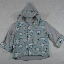 Handgenähte Babyjacke Gr.56 – Wendejacke Blau Zootiere – Geschenk zur Geburt