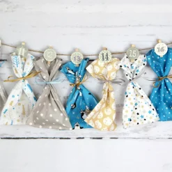 Handgenähter Adventskalender zum Befüllen mit 24 Stoffsäckchen | Advent | Weihnachten