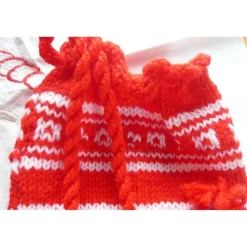 Handgestrickter Nikolausstiefel,Weihnachtsstiefel,Weihnachtsstrumpf.Geschenkstrumpf,