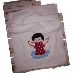 Handtuch Engel Taufe bestickt mit Name