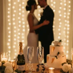 Handverzierte Hochzeitsgläser Blau Weiß mit Perlen & Herzdekor – 2er-Set