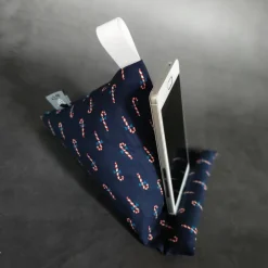 Handykissen / Sitzsack CANDY CANES  - Smartphonestütze, Tabletkissen, Kirschkernfüllung | RÄUBERKIND