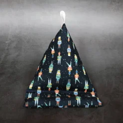 Handykissen / Sitzsack NUSSKNACKER  - Smartphonestütze, Tabletkissen, Kirschkernfüllung | RÄUBERKIND