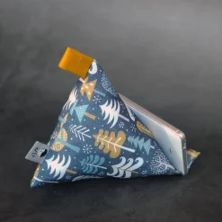 Handykissen / Sitzsack WINTERWALD  - Smartphonestütze Weihnachten, Handyhalterung, Kirschkernfüllung | RÄUBERKIND