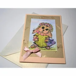 Hasenmädchen mit Kette und Blütenkranz im Frühling Grußkarte als Druck im vintage stil