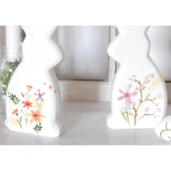 Hasenpärchen weiß Porzellan mit zarten Blüten, Osterhase, Ostern, skandic