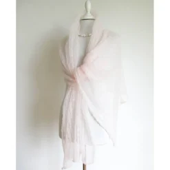 Hauchzarter Brautschal in weiß-rosa, Mohair-Stola für die Hochzeit, sommerliches Lace-Tuch, dünnes Umschlagtuch